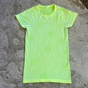 Swiftly Tech Short Sleeve